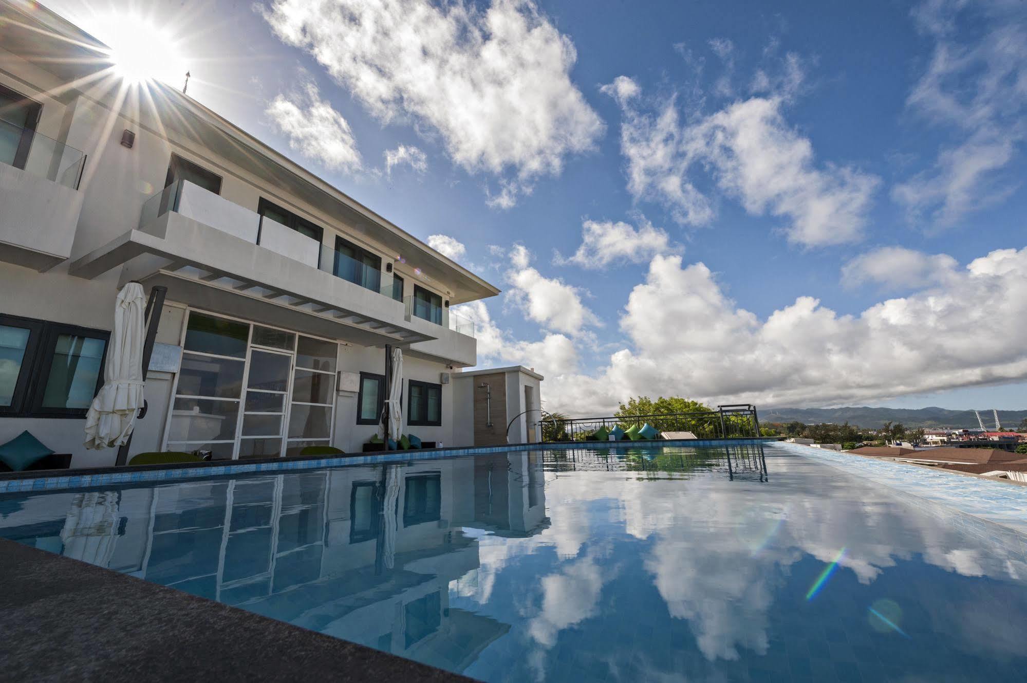 Lime Hotel Boracay Balabag  Exterior foto
